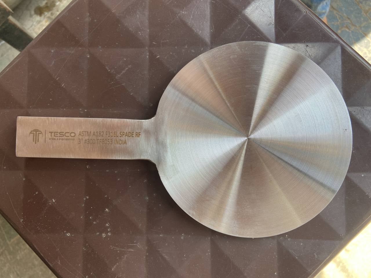 ASTM A182 F316L stainless steel spade paddle blank raised face 3 inch Class 300 — precision machined by Tesco Steel & Engineering India