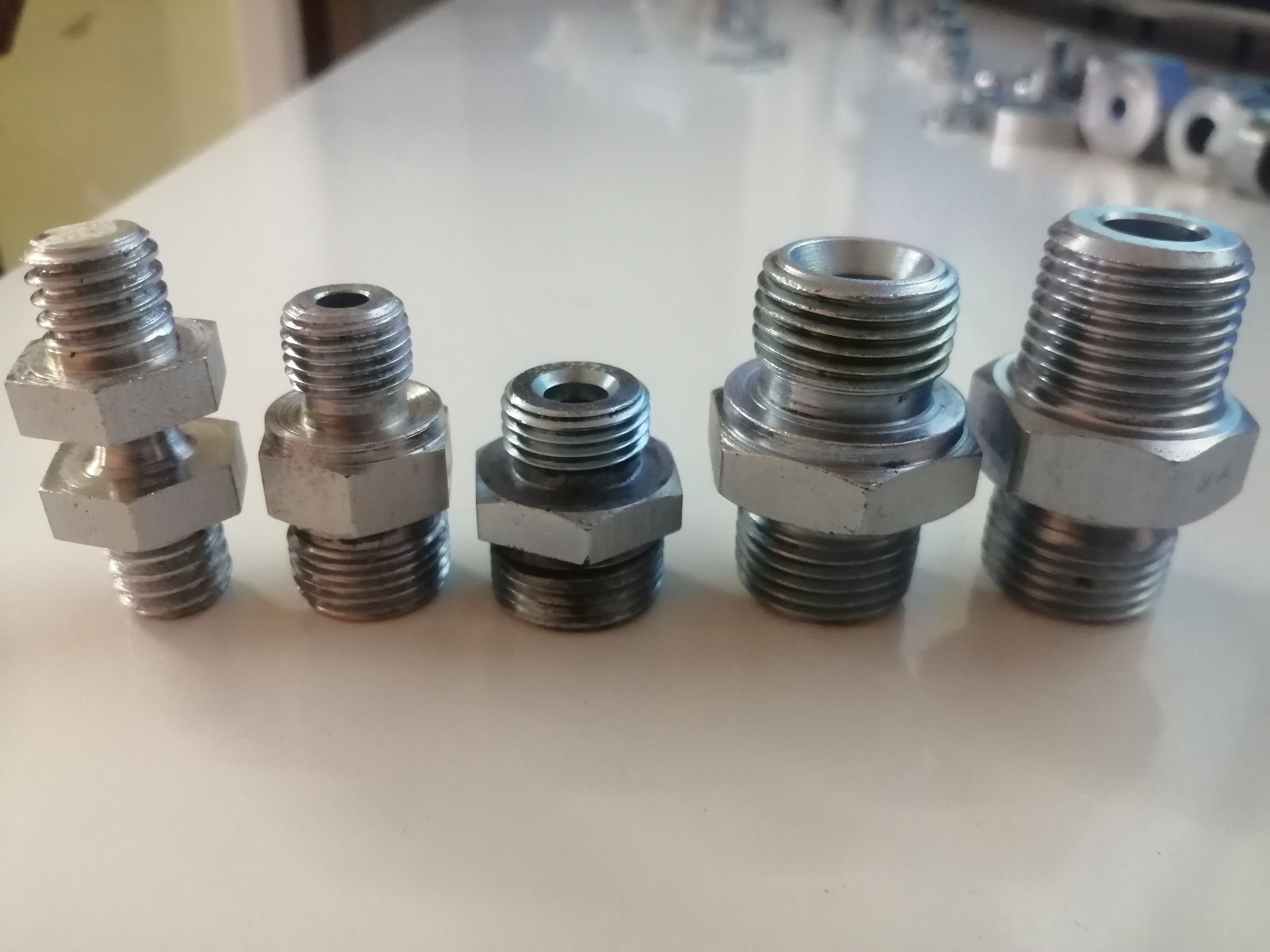 TES-LOK SS 316 hex nipple tube fitting — hex body detail, male BSP NPT thread both ends, 6000 PSI rated instrumentation fitting India
